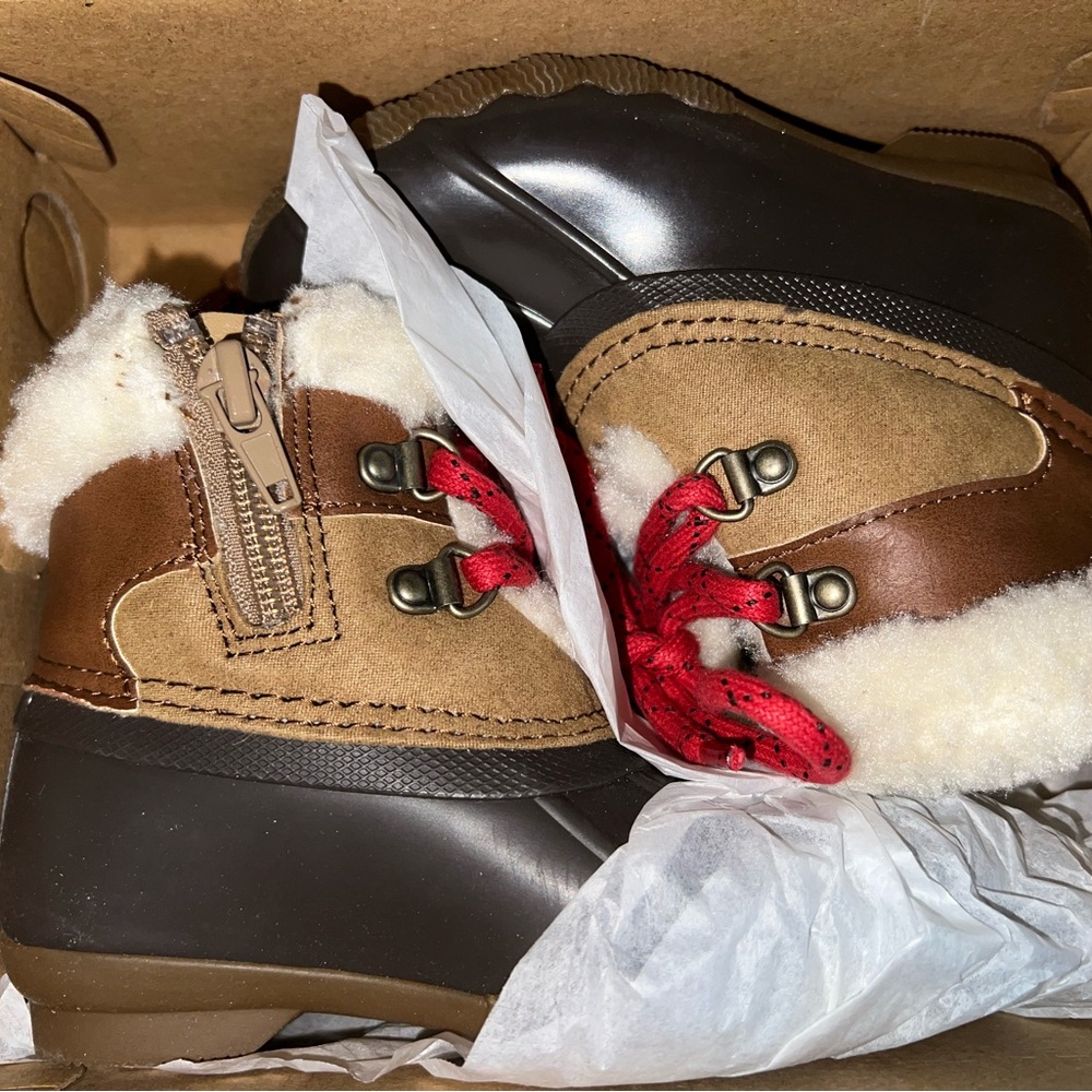 Brand new in box Sperry boots, toddler 8